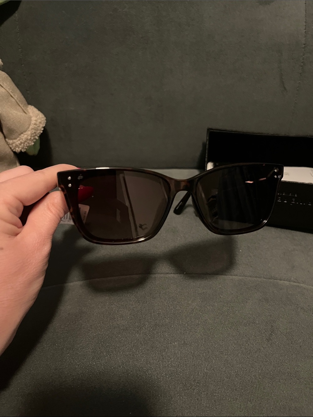 Stylish Women’s Sunglasses - Sun Stalker Tortoise - Picture 2 of 8